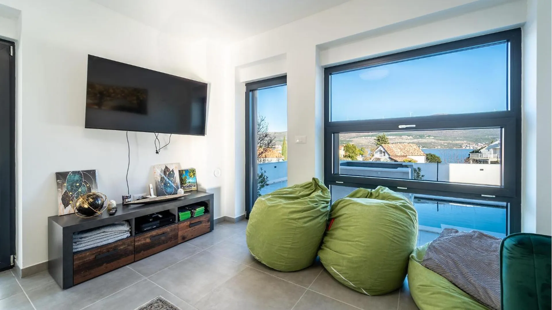 Awesome Home In Pridraga With Jacuzzi Croatia